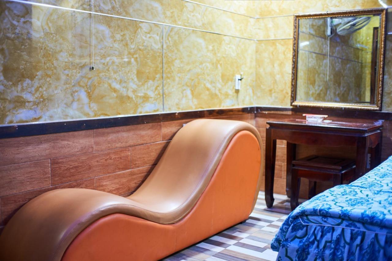 Hoa Anh Dao 2 Hotel トゥアン・アン エクステリア 写真