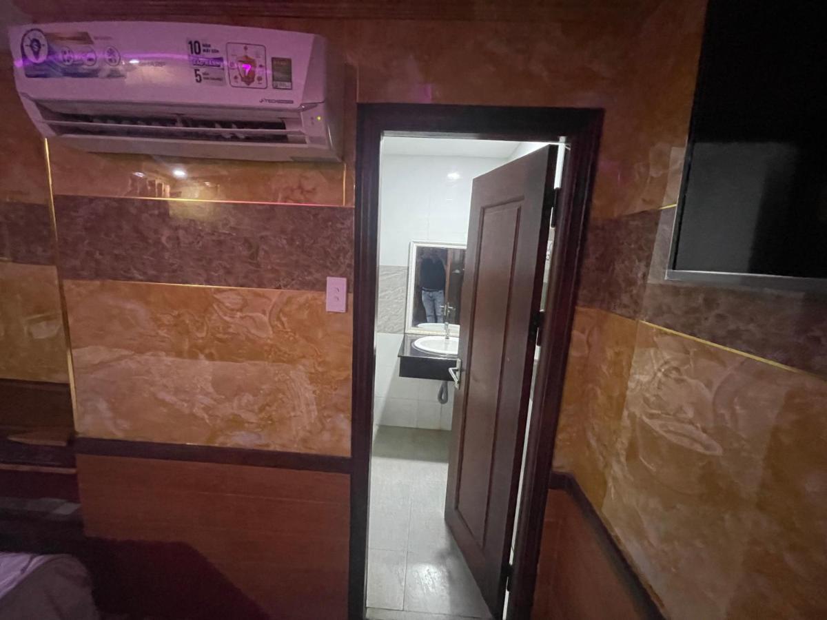Hoa Anh Dao 2 Hotel トゥアン・アン エクステリア 写真
