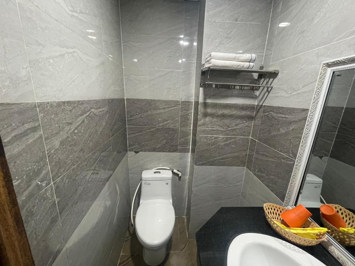 Hoa Anh Dao 2 Hotel トゥアン・アン エクステリア 写真