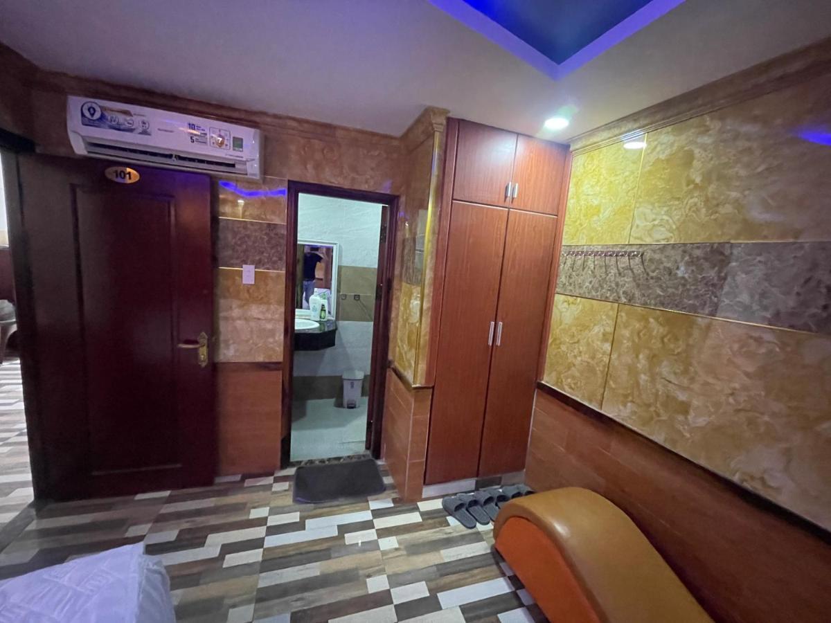Hoa Anh Dao 2 Hotel トゥアン・アン エクステリア 写真